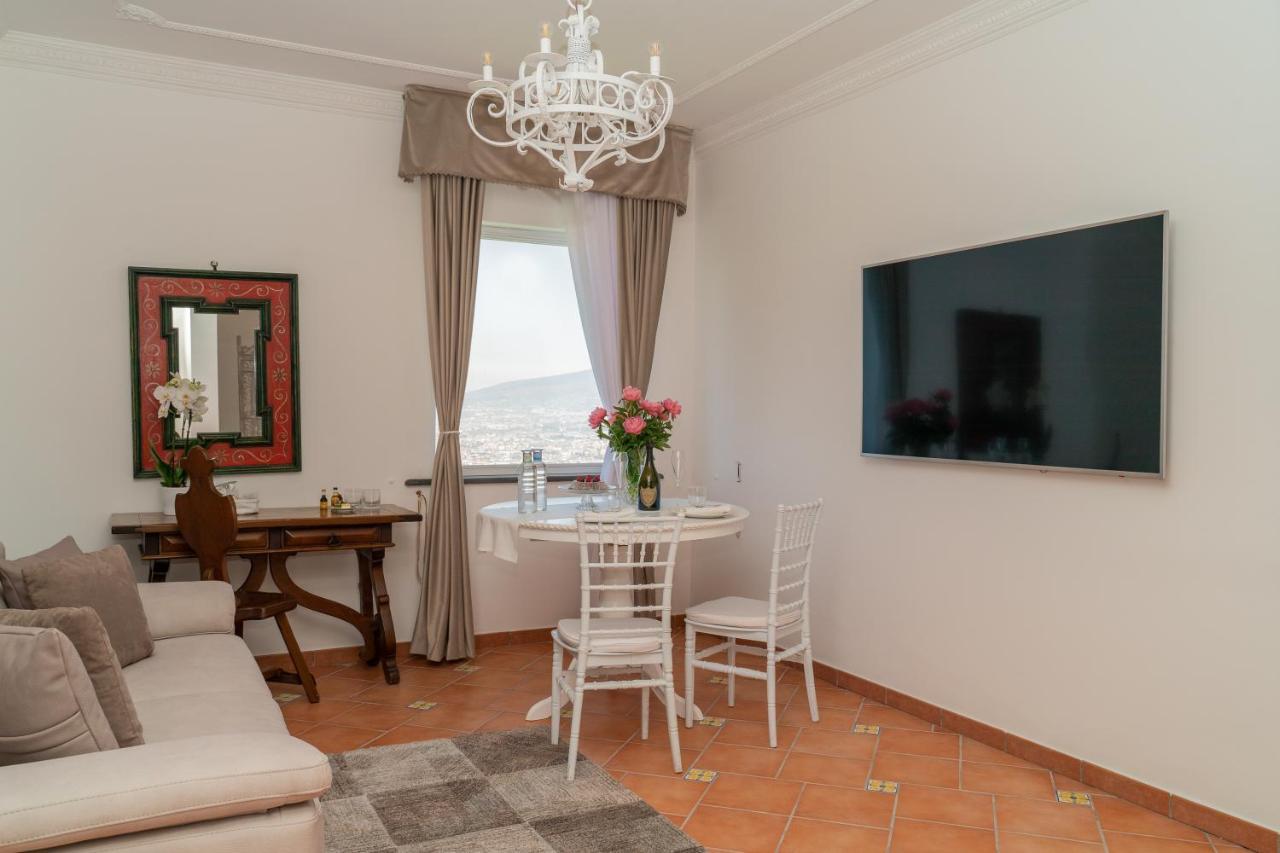 Villa Palmentiello SantʼAntonio Abate Екстериор снимка